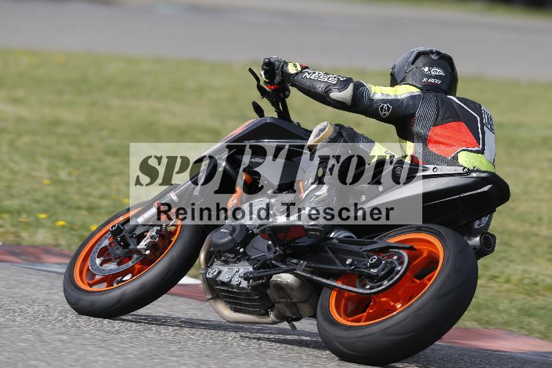 /Archiv-2025/07 19.04.2025 Speer Racing ADR/Gruppe gelb/2
